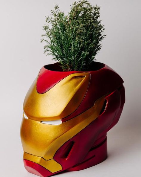 Avengers Marvel Comics, Garden Planters Pots, Iron Man Tony Stark, Corrugated Box, Garden Planter, Kitchen Gift, Kitchen Bedroom, Tony Stark, Plant Pot