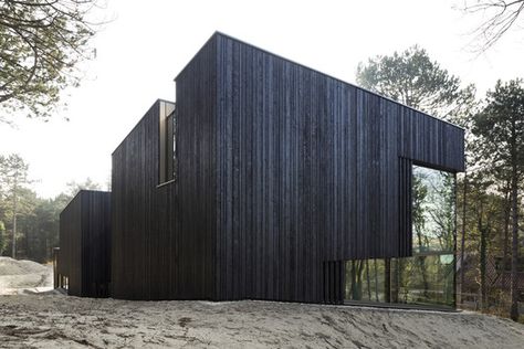 Carbonized Wood: A Traditional Japanese Technique That Has Conquered the World, Villa Meijendel / VVKH architecten. Image © Christian van der Kooy Architecture Baroque, Landscaping Around House, The Hague Netherlands, Wood Facade, Wooden Facade, Charred Wood, Wood Architecture, Wood Cladding, Timber Cladding