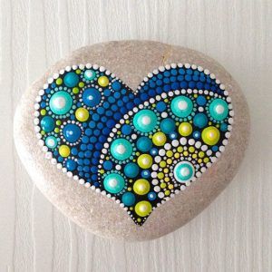 Fairy Garden Gifts, Diy Mandala, Dot Art Mandala, Rock Painting Tutorial, Mandala Painted Rocks, Mandala Rock Art, Stone Art Painting, Painted Rocks Craft, Rock Painting Patterns