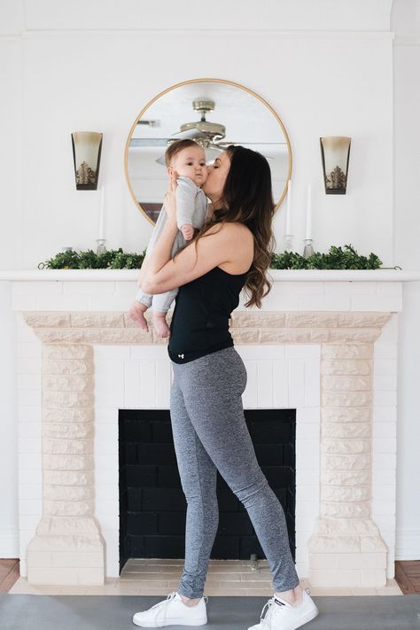 The best ever postnatal exercise plan that completely changed my life! (Along with an amazing discount code!) #postnatal #postpartum #fitness #fitnessplan Turmeric Quinoa, Grey Sports Leggings, Power Bowls, Clean And Press, Exercise Plan, Getting Back In Shape, Postnatal Workout, My Strength, Lightroom Tutorial