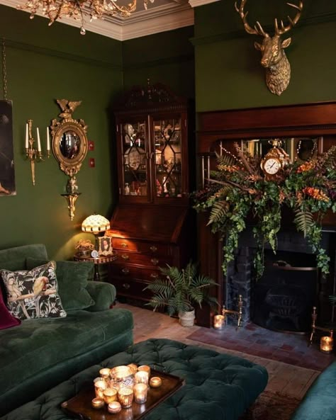 Green Gothic Living Room, Green Victorian Living Room, Appalachian Horror, Dark Green Living Room, Moody Home Decor, Moody Living Room, Moody Decor, Bank Holiday Weekend, Living Room Green