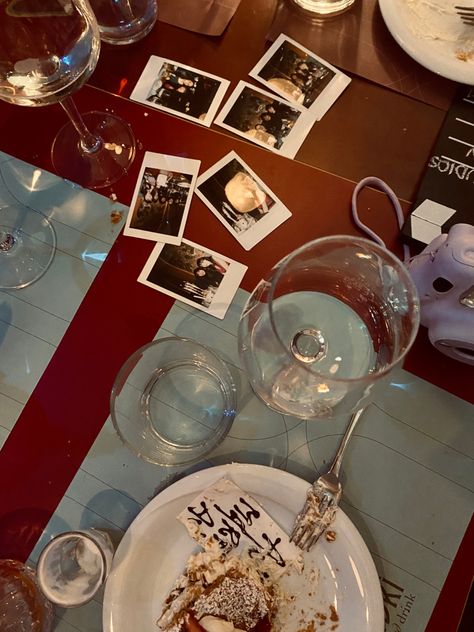 #polaroid #aesthetic #cake #dinner #polaroids #wine #aestheticphotos #friends Bachelorette Dinner Aesthetic, Polaroid Party Aesthetic, Friends Polaroid Aesthetic, Bachelorette Dinner, Bachelorette Vibes, Turning 22, Nye 2024, Night Jar, Polaroid Aesthetic