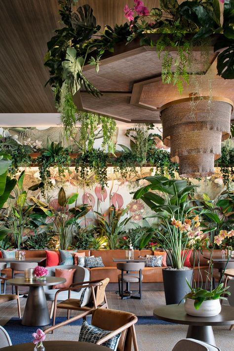 CarolinaFreyre Boho Restaurant, Beach Restaurant Design, Boho Color Palette, Greens Restaurant, Tropical Interiors, Tropical Interior Design, Tropical Interior, Rustic Restaurant, Boho Color