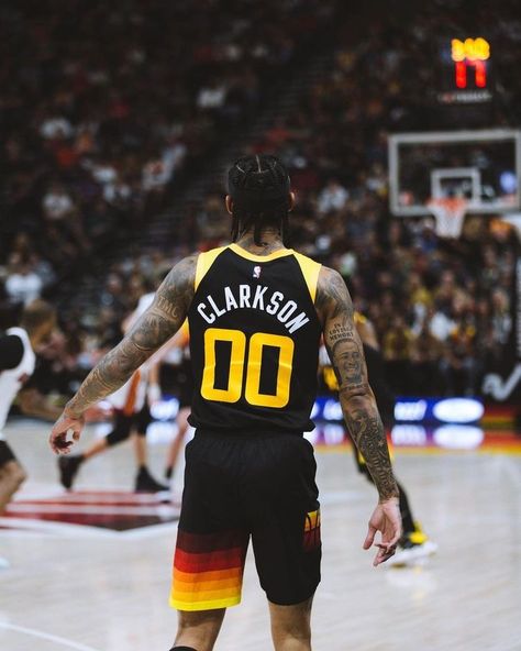 Jordan Clarkson Utah Jazz, Chris Brown Wallpaper, Kelly Oubre Jr, Kelly Oubre, Jordan Clarkson, Basketball Players Nba, Nba Wallpapers, Derrick Rose, Basketball Wallpaper