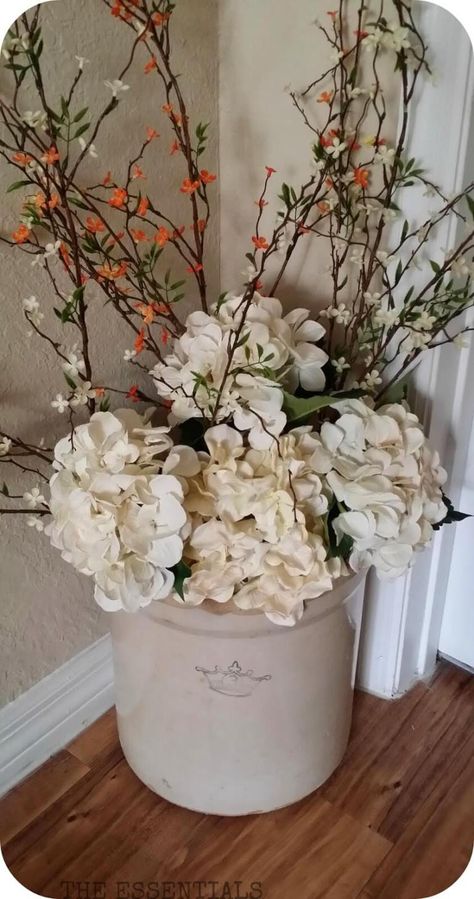 20+ Beautiful Farmhouse Spring Decor Ideas & Designs For 2020 Old Crock, Deco Nature, Interior Vintage, Deco Floral, Farmhouse Furniture, Décor Diy, Boho Home, Decor Rustic, Country Decor