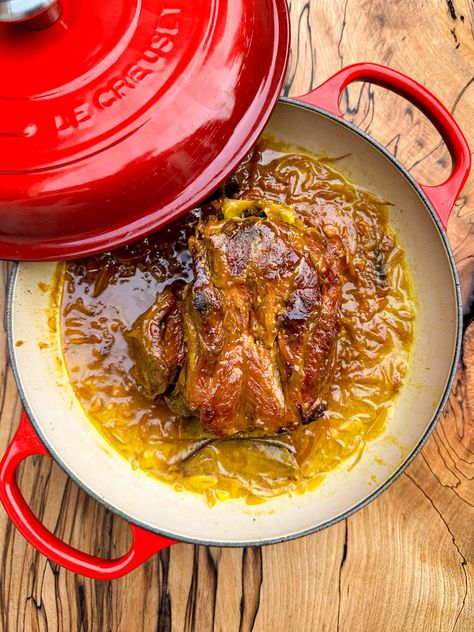 Chelo Khoresh-e Gardan - Slow Cooked Persian Lamb Neck Stew — I got it from my Maman Persian Lamb Stew, How To Cook Lamb, Persian Lamb, Saffron Rice, Persian Cuisine, Slow Cooked Lamb, Lamb Stew, Ethnic Food, Lamb Shanks