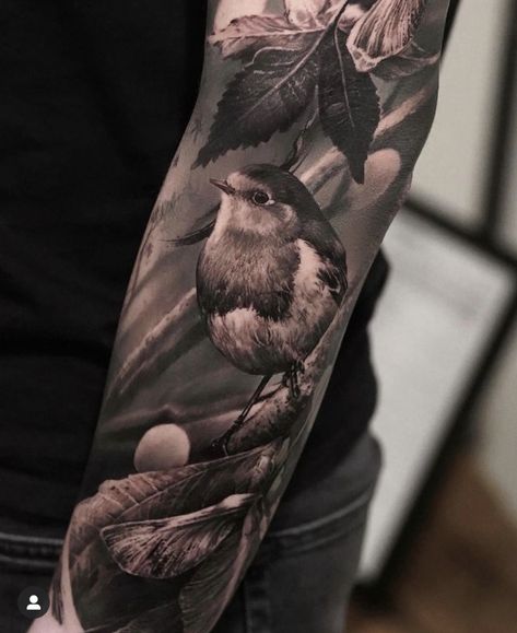 Robin Sleeve Tattoo, Bird Tattoo Realism, Robin Tattoo Design, Realistic Bird Tattoo, Apple Blossom Tattoos, Realism Tattoo Design, Voll Arm-tattoos, Bird Tattoo Sleeves, Cool Nature Tattoos