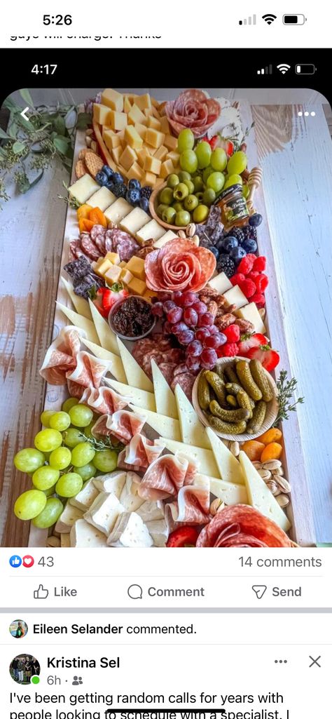 Cheese Plate Ideas, Desserts Aesthetic, Charcuterie Board Meats, Decorações Com Comidas, Plate Ideas, Party Food Buffet, Catering Ideas Food, Charcuterie Inspiration, Charcuterie Cheese