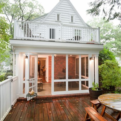 75 Deck Ideas You'll Love - August, 2022 | Houzz Porch Design Ideas, Home Designs Exterior, Screened Porches, Side Porch, Screen Porch, Casa Exterior, House With Porch, Porch Design, Sunrooms