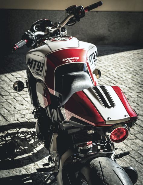 The Honda CB1000R – 13 New Customs From Spain, Portugal, and the Balearic Islands Honda Cb Series, Yamaha Rx 135, Honda Cb1000r, Soichiro Honda, Iberian Peninsula, Cb 750, Motorcycle Decals, Scrambled Egg, Spain Portugal