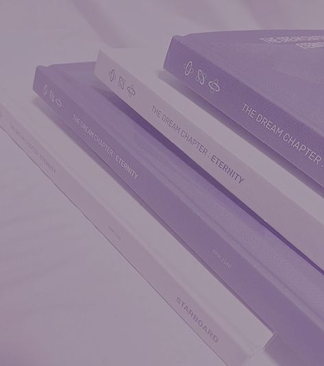 Soft purple aesthetic wallpaper Greyish Purple Aesthetic, Purple Academia, Writer Academia, Phone Asthetic, Lilac Aesthetic, Lavender Aesthetic, Pop Albums, Soft Purple, Pastel Purple