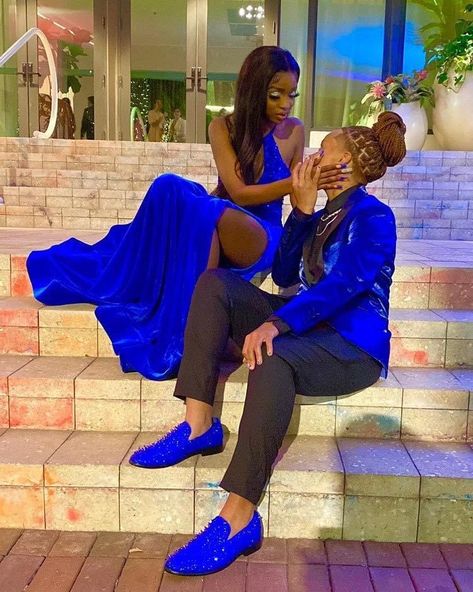 Blue Prom Ideas Black Couples, Royal Blue And White Prom Couple, Stud Prom Suits, Stud Prom Outfit Ideas, Studs In Suits For Prom, Studs Prom Outfits, Blue Homecoming Couple, Prom Tuxedo Ideas Couple, Prom Color Ideas For Couples