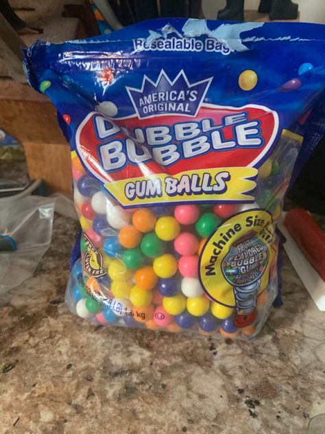 Double Bubble Gum, Chewing Gum Benefits, Chewing Gum Brands, Bubble Fruit, Chocolate Rocks, Shifting Items, Wholesale Candy, Kids Living Room, Online Candy Store