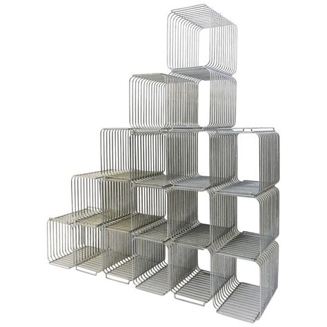 Verner Panton Side Table - Wire Cube Montana Møbler 1971 European Modern Chrome Cube Net, Wire Cube Storage, Panton Wire Shelf, Living Tower Verner Panton, Verner Panton Wire Cube, Wire Coffee Table, Wire Table, Cube Side Table, Modern Club Chair