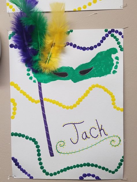 Mardi gras baby footprint craft Mardi Gras Baby Crafts, Mardi Gras Footprint Art, Mardi Gras Art For Toddlers, Mardi Gras Toddler Crafts, Mardi Gras Kids Crafts, Mardi Gras Art Projects For Kids, Mardi Gras Crafts For Toddlers, Mardi Gras Activities For Kids, Mardi Gras Crafts For Kids