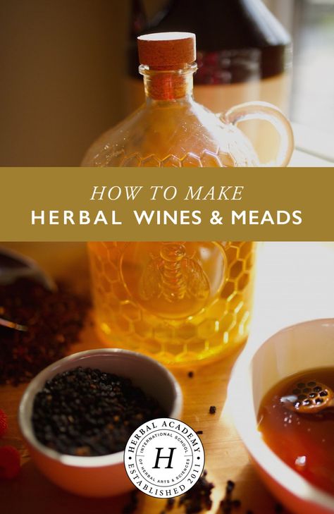 Homemade Wine Recipes, Mead Wine, Mead Recipe, Herbal Academy, Homemade Alcohol, Homemade Liquor, Fermentation Recipes, Liqueurs Recipes, Homemade Wine