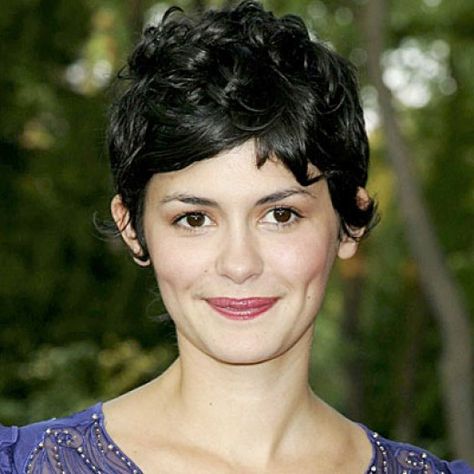 Audrey Tatou Hair, Audrey Tatou, Short Wavy Pixie, Audrey Tautou, Great Haircuts, Haircut Short, Hair Guide, Curly Hair With Bangs, Short Pixie Haircuts