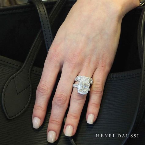 The classic Henri Daussi set is specially made for only the finest of ladies. #classic #jewelry #jewellery #blogger #chic #ladies Cushion Cut With Halo, Henri Daussi Engagement Rings, Henri Daussi, Diamond Rings With Price, Diamond Initial Necklace, Yellow Engagement Rings, Jewels Rings, Jewelry Appraisal, Bridal Engagement Rings