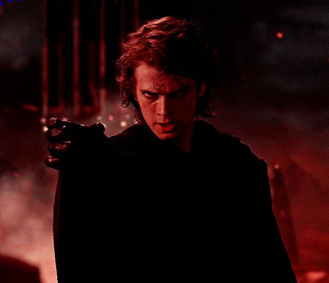 Angry Anakin Skywalker, Anakin Skywalker Hood Up, Anakin Skywalker Angry, Anakin Skywalker Pfps, Evil Anakin Skywalker, Anakin Skywalker Mustafar, Anakin Mustafar, Anakin On Mustafar, Dark Anakin