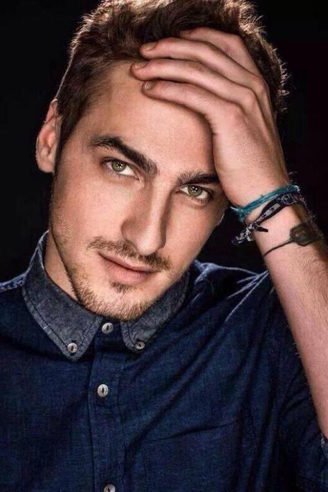 Kendall Schmidt. Photo from Heffron Drive album photoshoot Kendall Big Time Rush, Logan Henderson, Kendall Schmidt, James Maslow, Movies And Series, Big Time Rush, Celebrity Travel, Dancing With The Stars, Big Time