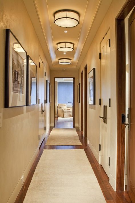 Small Hallway Lighting, Small Entrance Halls, Bright Hallway, Hallway Ceiling Lights, Hallway Ceiling, Blitz Design, Foyer Lighting Fixtures, Hallway Light Fixtures, Narrow Hallway Ideas