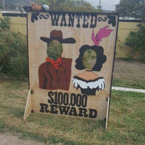 Western Theme Party Aesthetic, Wanted Poster Photo Booth, Western Decor Ideas Party, Western Parade Float, Wanted Photo Booth, Gsa Activities, Cowboy Photo Booth, Rodeo Party Ideas, Rancho Aesthetic