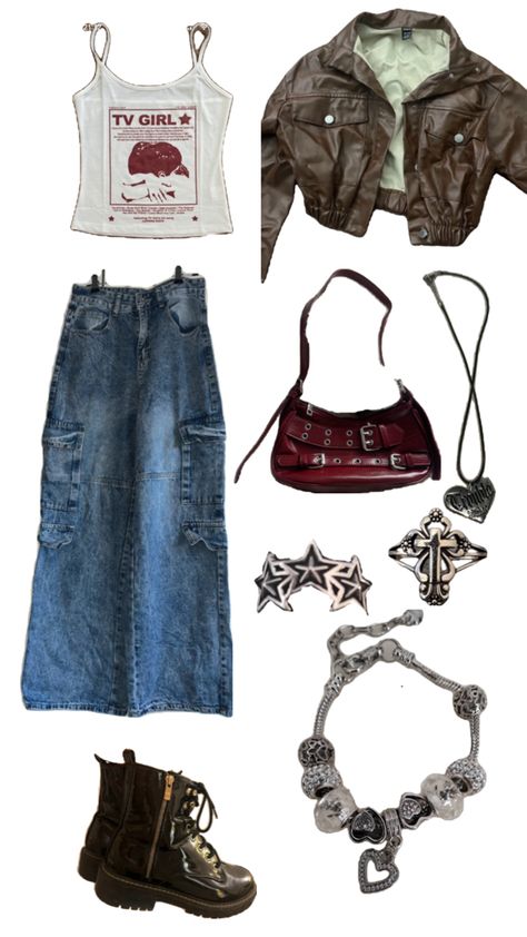 Tv girl top, blue jeans, brown leather jacket Tv Girl Outfit Ideas, Tv Girl Inspired Outfits, Tv Girl Aesthetic Outfits, Tv Girl Outfits, 2 Broke Girls, Christmas Doodles, Tv Girl, Tv Girls, Girl Fits