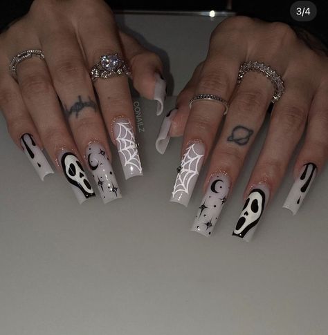 Doing Nails, Halloween Nail Art Ideas, Horror Nails, Black White Nails, Holloween Nails, Spooky Black, Halloween Acrylic Nails, Spring Nail Designs, Goth Nails