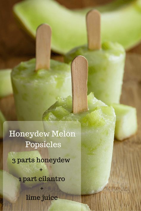 How To Make Your Own Fruit Popsicles - The Produce Moms Sour Popsicles, Melon Popsicles, Real Fruit Popsicles, Fruit Popsicle Recipes, Homemade Fruit Popsicles, Healthy Popsicle Recipes, Healthy Popsicles, Fruit Popsicles, Resep Salad