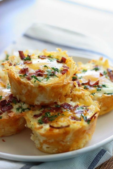 Busy Morning Breakfast, Freezable Breakfast, Appetizers Ideas, Brown Egg, Easter Appetizers, Hashbrown Breakfast Casserole, Easy Brunch Recipes, Egg Nest, Mini Quiches