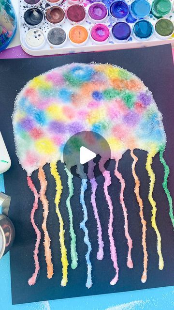 Jellyfish Salt Painting, Salt Paint, Art Club Projects, Ocean Theme Crafts, Salt Art, Salt Painting, Jellyfish Craft, Messy Art, Fish Crafts