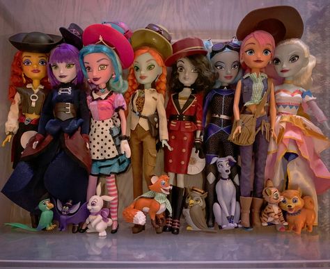 Disney Attractionistas, Doll Therapy, Disney Dolls, Marvel, Dolls, Toys, Disney, Design