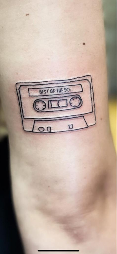 90s Music Tattoo, Audiophile Tattoo, 80s Tattoo, Link Tattoo, Music Tattoo, Music Tattoos, Stick And Poke, Diy Stuff, S Tattoo