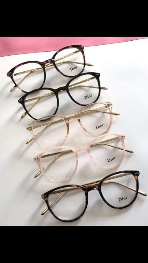 Nice one Simple Sunglasses, Dior Summer, Dior Eyeglasses, Cute Glasses Frames, Glasses Frames Trendy, Fake Glasses, Glasses Trends, Womens Glasses Frames, Cat Eye Glasses Frames