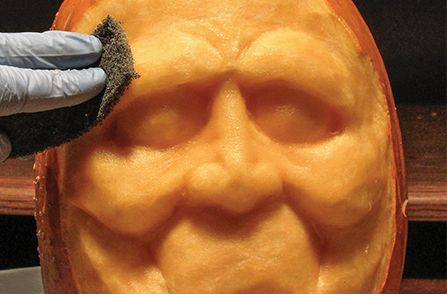 How to Carve a 3D Pumpkin: Uncle Gourdy Tutorial | Fox Chapel Publishing How To Carve A Face Into A Pumpkin, Scared Pumpkin Face Carving, Extreme Pumpkin Carving, Yellow Pumpkin Carving Ideas, Pumpkin Sculpting Ideas, Pennywise Pumpkin Carving, Cool Pumpkin Ideas, Pumpkin Mouth, 3d Pumpkin Carving