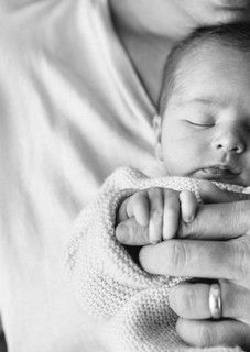 Bentley Photography, Foto Newborn, Baby Fotografie, Fairytale Nursery, Newborn Family Photos, Newborn Photography Poses, Newborn Baby Photoshoot, Baby Sleep Problems, Newborn Baby Photos