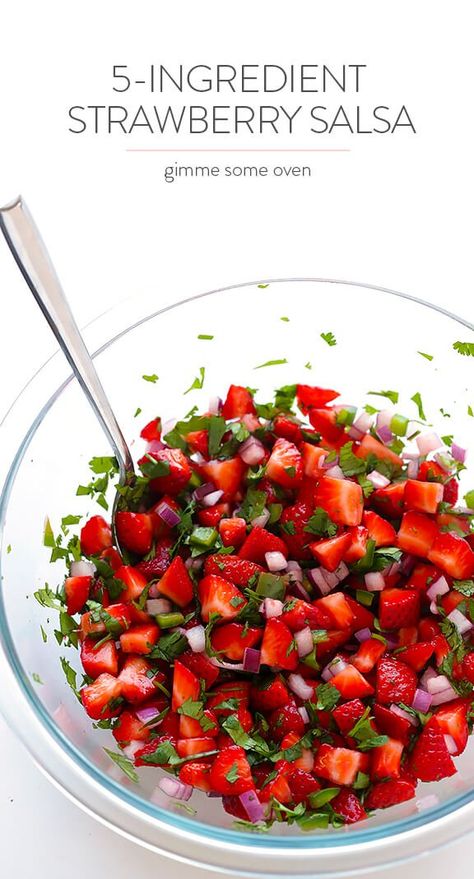 Strawberry Salsa Recipe, Strawberry Salsa, Cowboy Caviar, Salsa Recipe, 5 Ingredient, Salsa Verde, Strawberry Recipes, Fruit Recipes, Appetizer Snacks