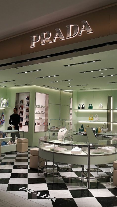 Prada Interior Design, Prada Store, Venus Sign, Girlfriend Aesthetic, Expensive Brands, Wonderland Artwork, Mall Stores, Beauty Salon Decor, Samos