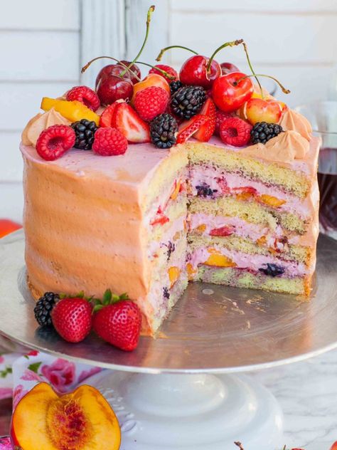 Summer Fruit Sangria Cake Recipe (video) - Tatyanas Everyday Food How To Make Fruit Cake, Mini Fruit Cake, Fruit Cake For Birthday, Cake Recipes With Fruit, Sangria Cake, Basic Sponge Cake Recipe, Sangria Summer, Recipes With Fruit, Fruit Sangria