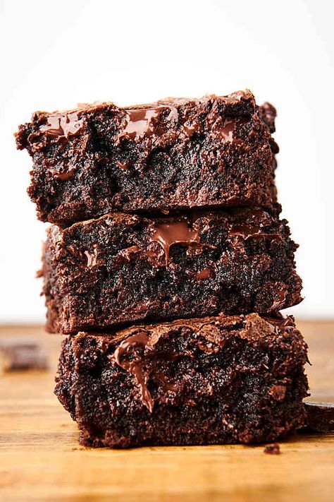 How To Make Box Brownies Moist, Better Box Brownies Recipe, Gooey Brownies Box Baking, How To Make Brownie Mix Taste Homemade, Moist Chocolate Brownies Recipe, Best Boxed Brownies Recipes, Making Box Brownies Better, Best Moist Brownies, Box Brownie Mix Hacks