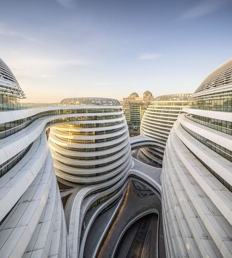 The Most Futuristic Buildings in the World that will Blow You Away - The Tower Info Galaxy Soho, Zaha Hadid Architecture, Zaha Hadid Design, Futuristic Building, Mall Design, Zaha Hadid Architects, Amazing Buildings, Beijing China, Zaha Hadid