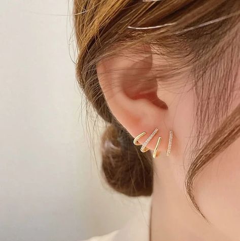 Fashion Shiny Cat Claw Earrings Mother's Day Promotion, Claw Earrings, Earring Trends, Nickel Free Earrings, Climber Earrings, Gifts For Your Mom, Ear Cuffs, Crystal Stud Earrings, Hypoallergenic Earrings