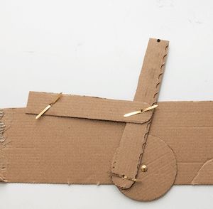 Paper Mechanism Ideas, Cardboard Mechanism, Mechanism Design Ideas, Automata Ideas, Toys Template, Mechanical Toys, Kinetic Toys, Rowing Boat, Paper Engineering