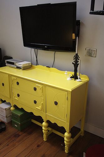 sideboard Upcycle Dresser, Dresser Tv Stand, Painted Buffet, Refurbished Furniture, Furniture Makeover Diy, Redo Furniture, Mellow Yellow, Furniture Projects, My New Room