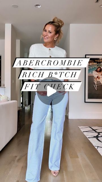 KERRently by COURTNEY NOONAN on Instagram: "I know I’m yelling but ABERCROMBIE is officially the “IT GIRL” of the moment 💙🤍💙Entire look & sizing details are linked in my LTK here: https://liketk.it/4EFD1 

#KERRentlyWearing #fitcheck #ootd #denimstyle #tweedblazer #lookforless #styleinspiration #abercrombie" Abercrombie And Fitch Outfits, Abercrombie And Fitch Outfit, The It Girl, April 27, Abercrombie And Fitch, Tweed Blazer, It Girl, Denim Fashion, I Know