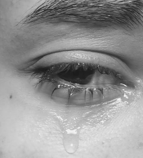 Crying Eyes, Tears In Eyes, Lord Help, Snap Streak Ideas Easy, Drawing People Faces, Background Wallpaper For Photoshop, Eye Photography, Phone Wallpaper For Men, Face Photography