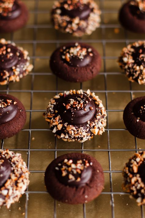 Mocha Ganache, Chocolate Thumbprint Cookies, Biscuits Packaging, Mocha Cookies, New Years Cookies, Hazelnut Cookies, Pinwheel Cookies, Thumbprint Cookies Recipe, Chocolate Espresso