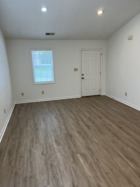 931 Oak St Apartment Unit 931 - Mooresville, NC | ForRent.com New Apartment Pictures, Empty Apartment Aesthetic, Apartment Empty, Empty Apartment, Low Income Apartments, Rent Studio, North Carolina Homes, Hd Videos, Apartment Aesthetic