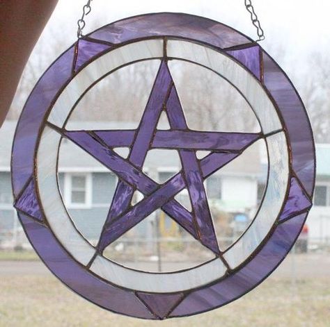 Delphi Glass, The Pentagram, Glass Stars, Stained Glass Diy, Witchy Decor, Stained Glass Crafts, Glass Projects, Stained Glass Designs, Stained Glass Projects