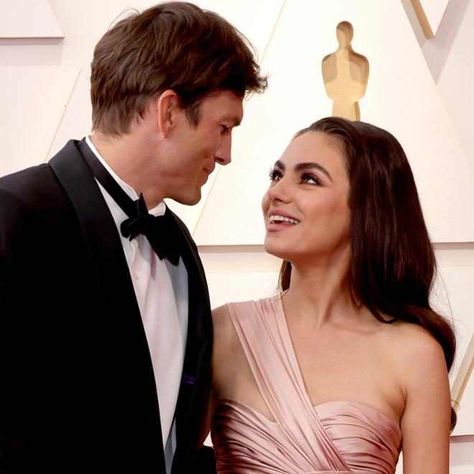 Ashton Mila, Ashton Kutcher Mila Kunis, Mila Kunis Ashton, Mila Kunis And Ashton Kutcher, Mila Kunis Ashton Kutcher, Pink Satin Gown, Red Carpet Couples, Oscars 2022, Ariana Grande Songs